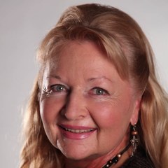 Françoise, médium et tarologue
