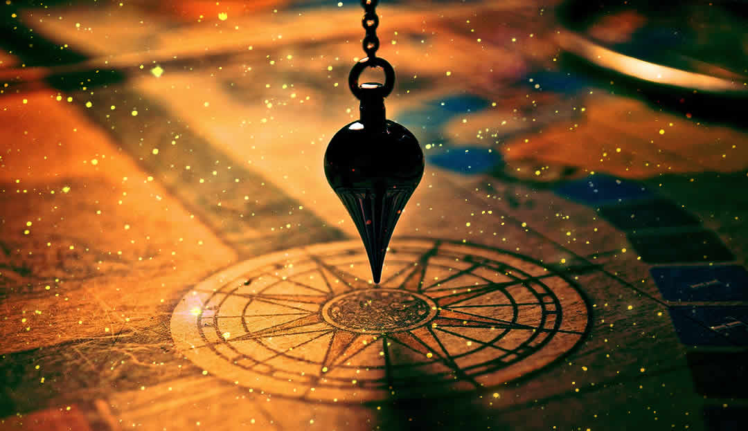 pendule et astrologie amoureuse